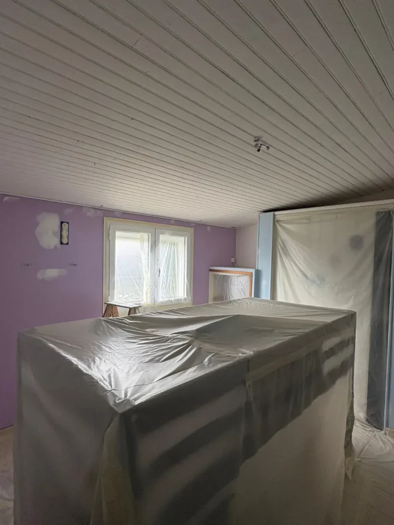 Protection des sols et meubles avant travaux de peinture